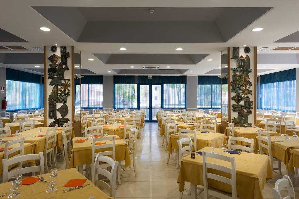 Hotel Miami Lido di Jesolo Exterior photo