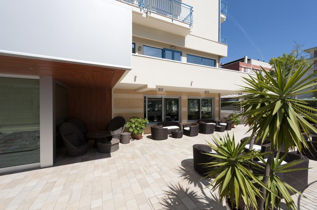 Hotel Miami Lido di Jesolo Exterior photo