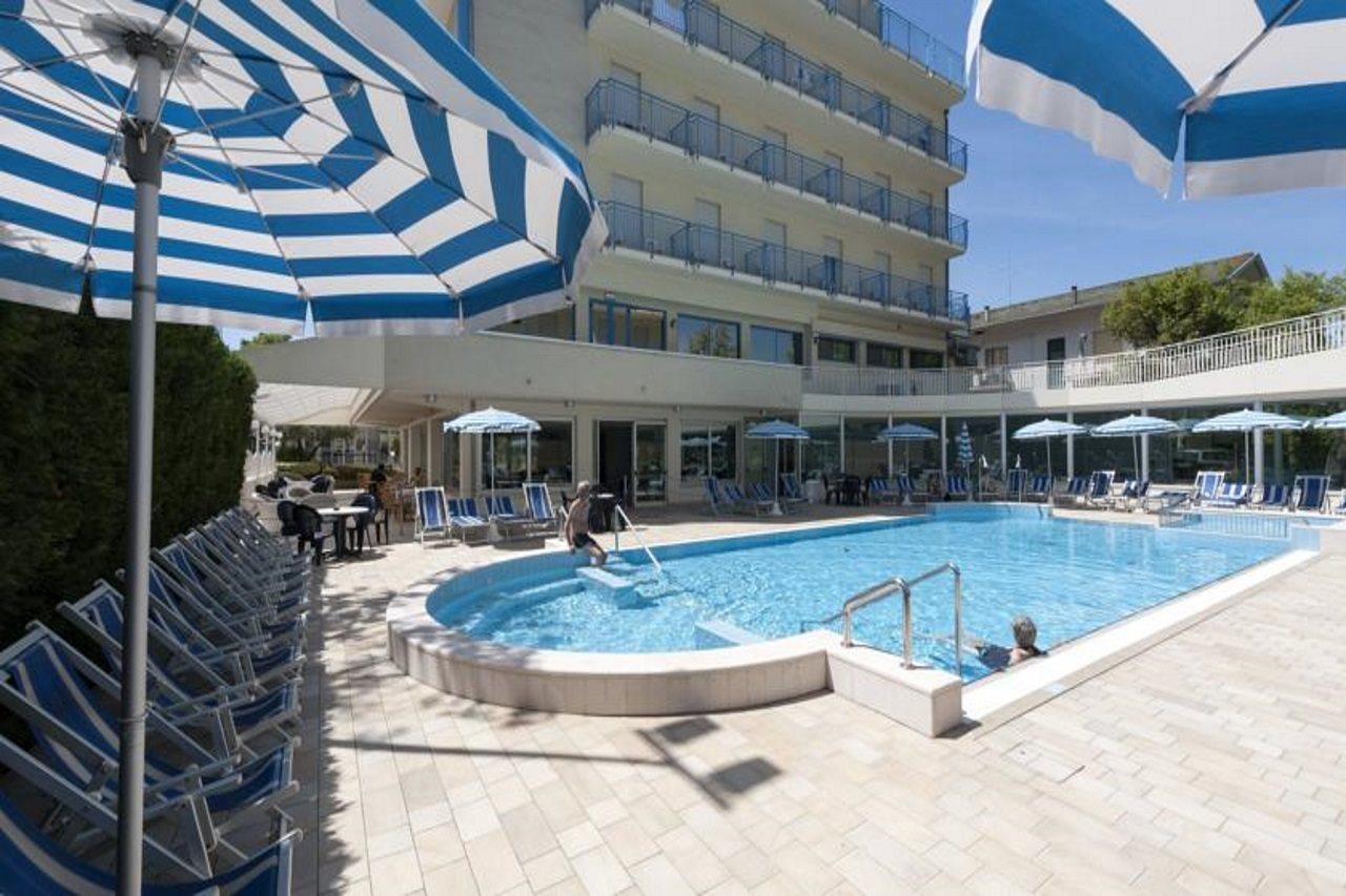 Hotel Miami Lido di Jesolo Exterior photo